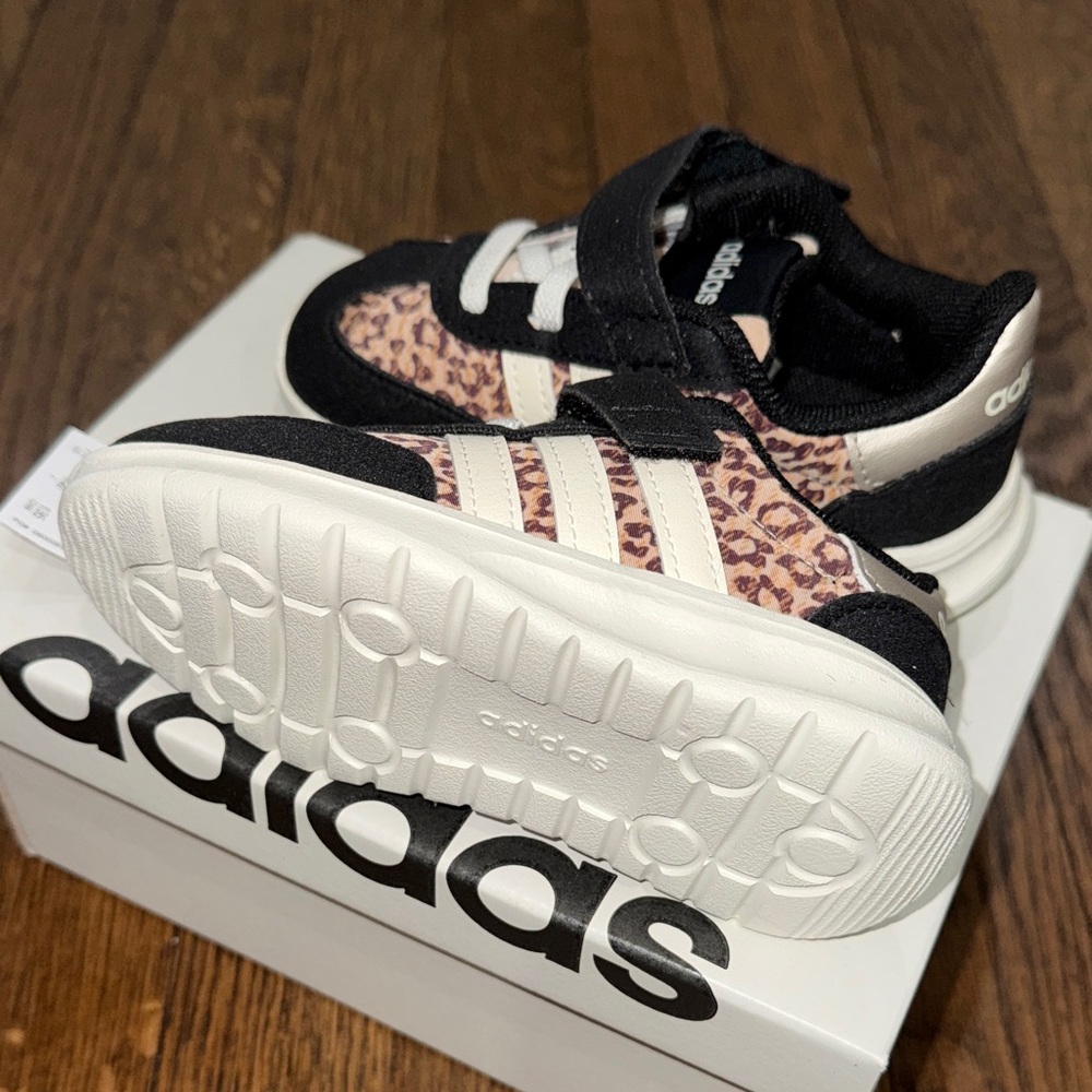 Adidas Kids Sneakers - Black and Pink Leopard - Picture 5 of 5